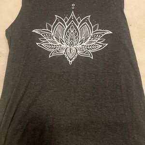 Gray Lotus Graphic Women's Top